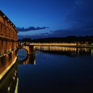 Toulouse, suite et fin. Avec beaucoup d'architecture. Parce que l'architecture, c'est le 🔥.#architecture #toulouse #france